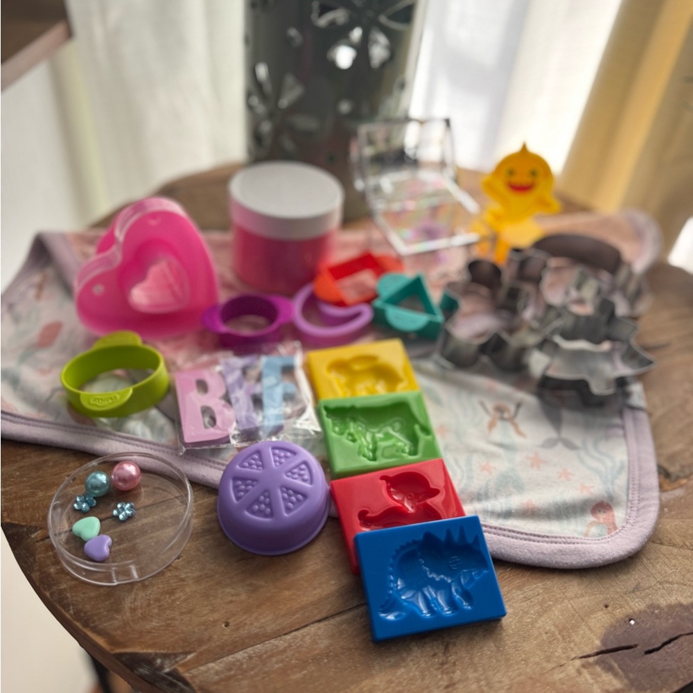 Colorful Learning Toy Set for Kids - Picture 3 of 7